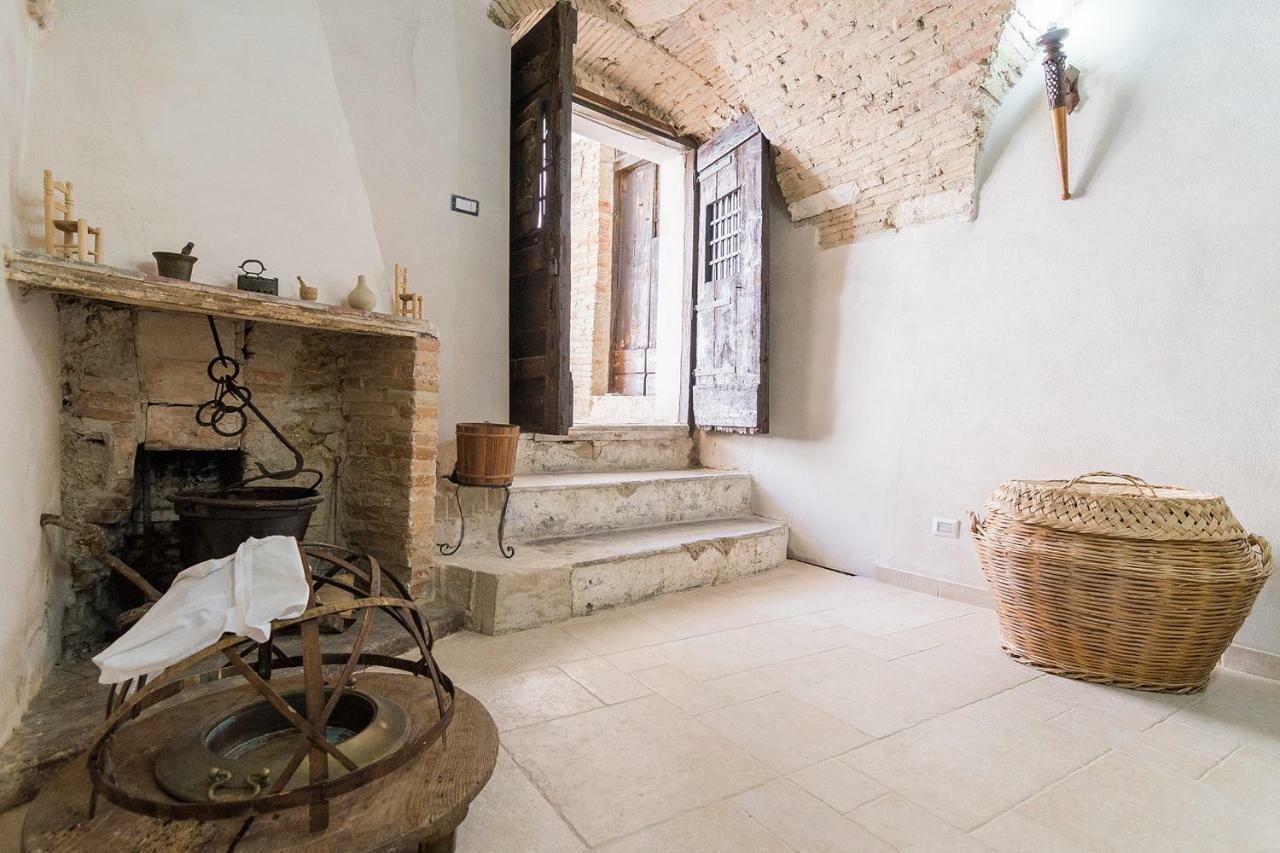 Residenza La Nivera Miglionico Buitenkant foto