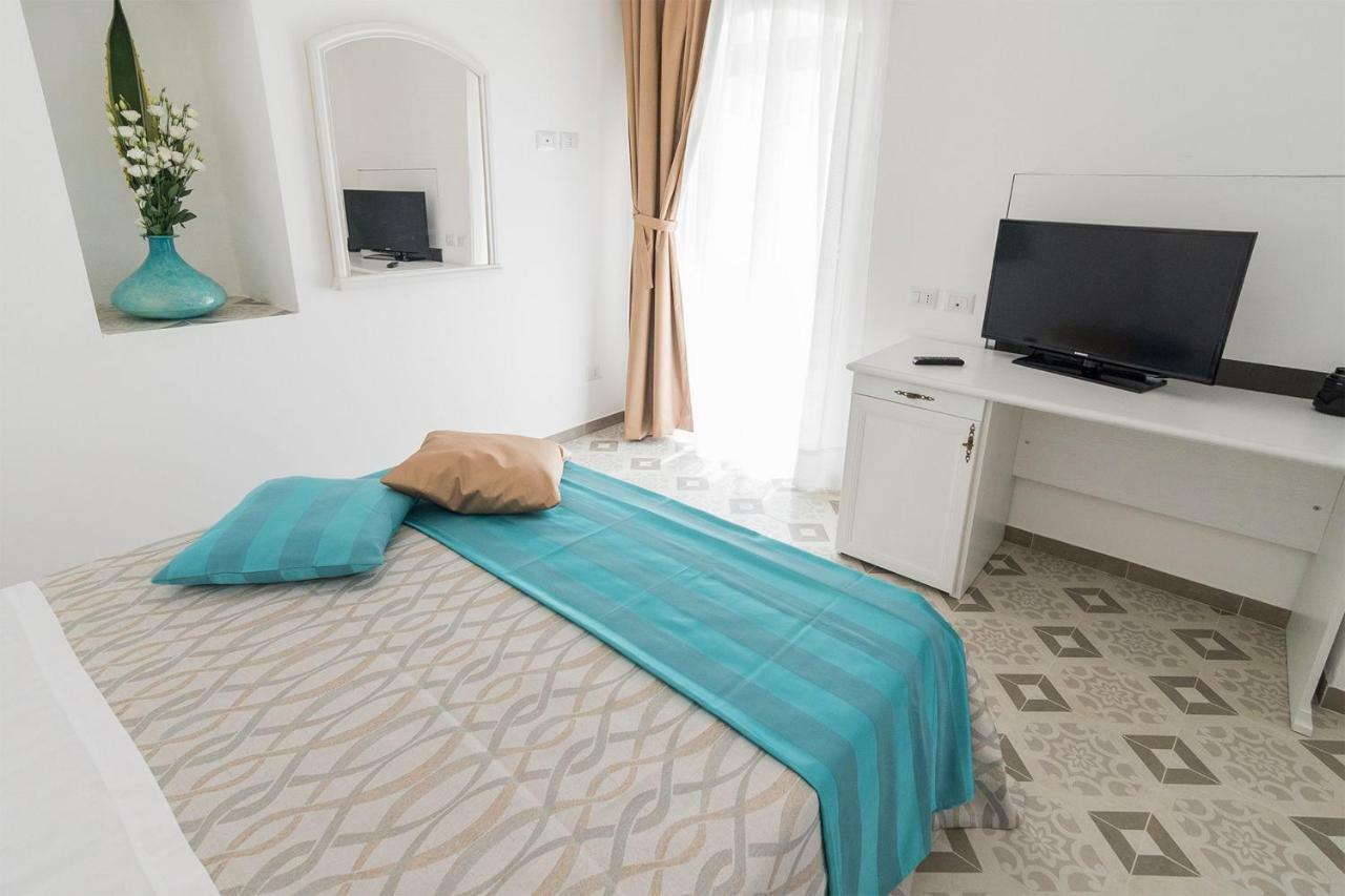 Residenza La Nivera Miglionico Buitenkant foto