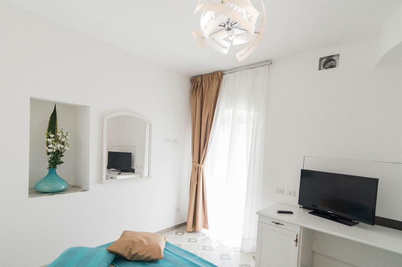 Residenza La Nivera Miglionico Buitenkant foto